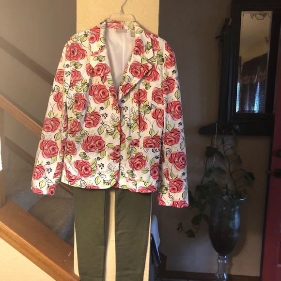 Jacket - Picture 3 of 4